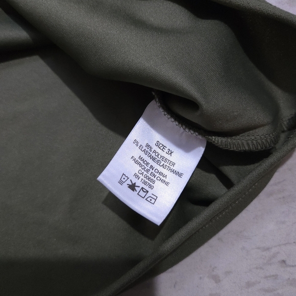Addition elle | Olive Green Women's Top - Picture 8 of 10